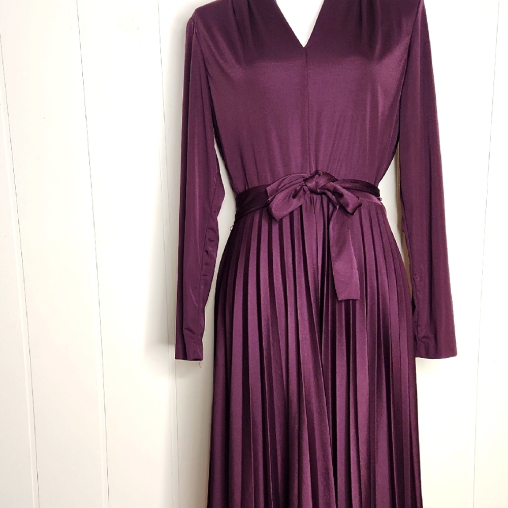 Elegant Purple Long Sleeve V-neck Office Siren Plisse Flowy A-line Midi Dress